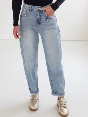 Petra 153 Barrel Leg Jeans